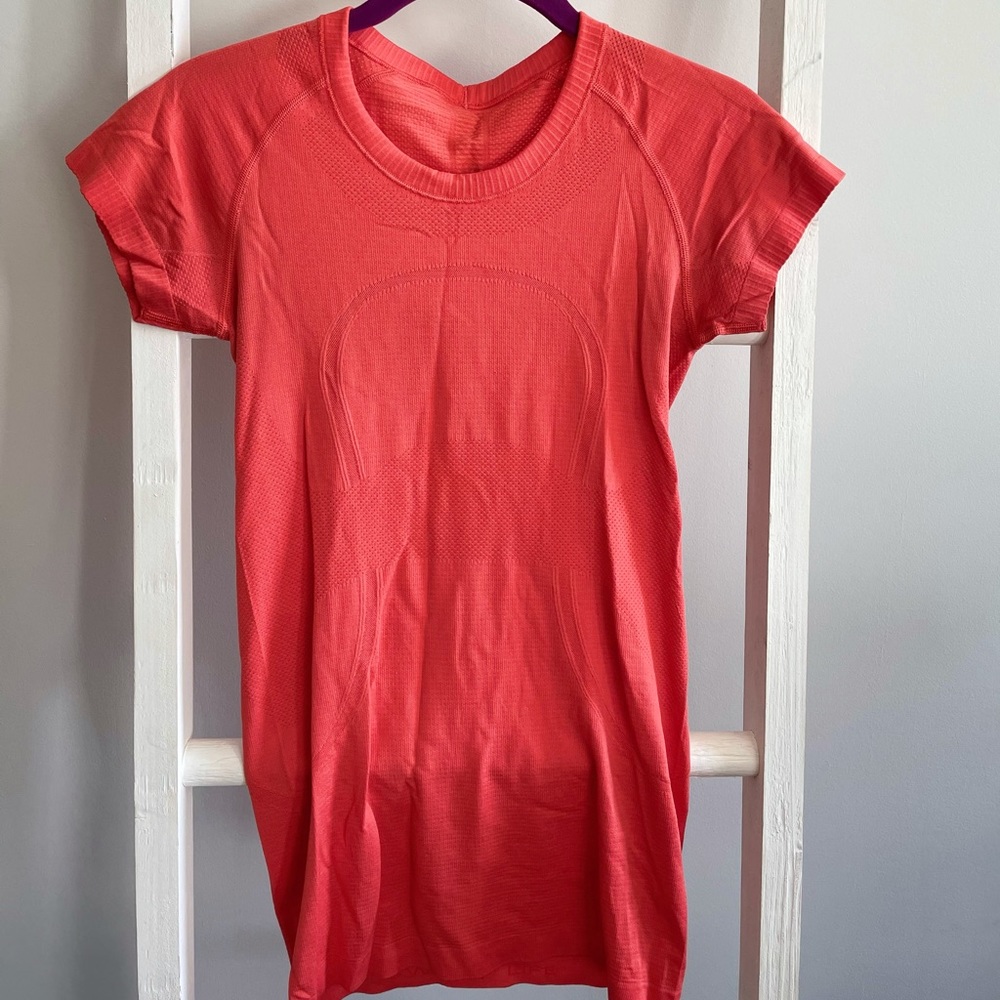 Pink punch Lululemon Swiftly short sleeve size 4